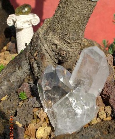 Bergkristall und Vesuvian